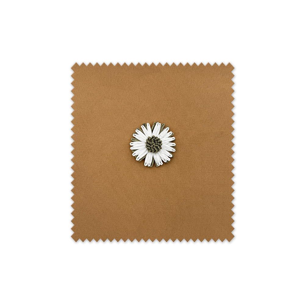Aplique Flor de Rafia Verde y Blanco – Accesorios para Costura y Manualidades