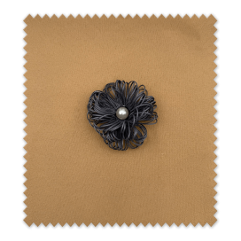 Flor de Hilos Perla centro Antracita para coser
