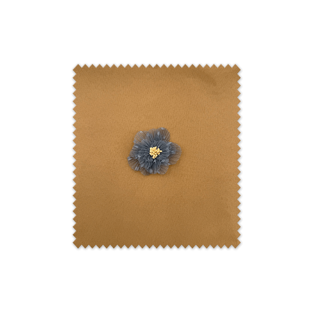 Aplique Flor Plisada Azul Jeans – Decoración y Personalización Textil