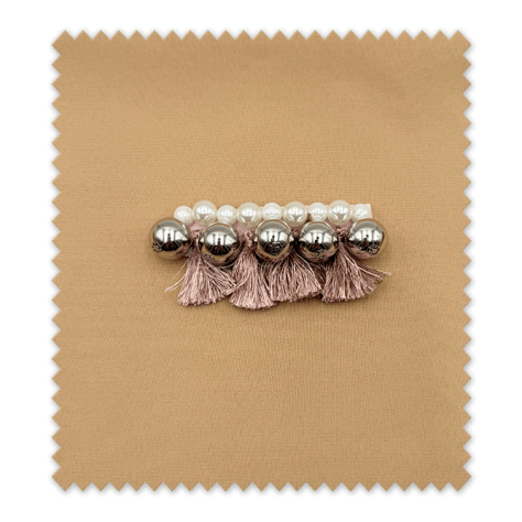 Tira Decorativa Borlas y Perlas Rosa Empolvado Tira Decorativa Borlas y Perlas Rosa Empolvado