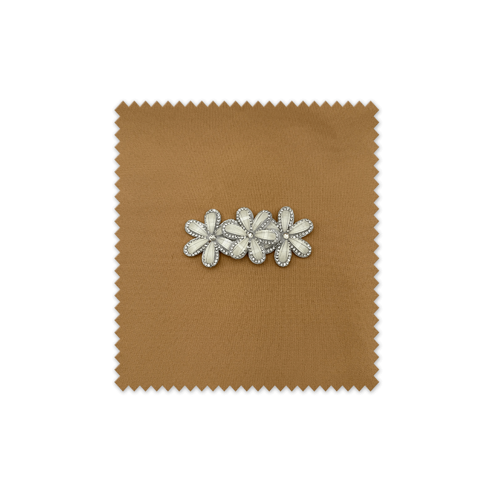 Aplique 3 Flores Blanco Strass