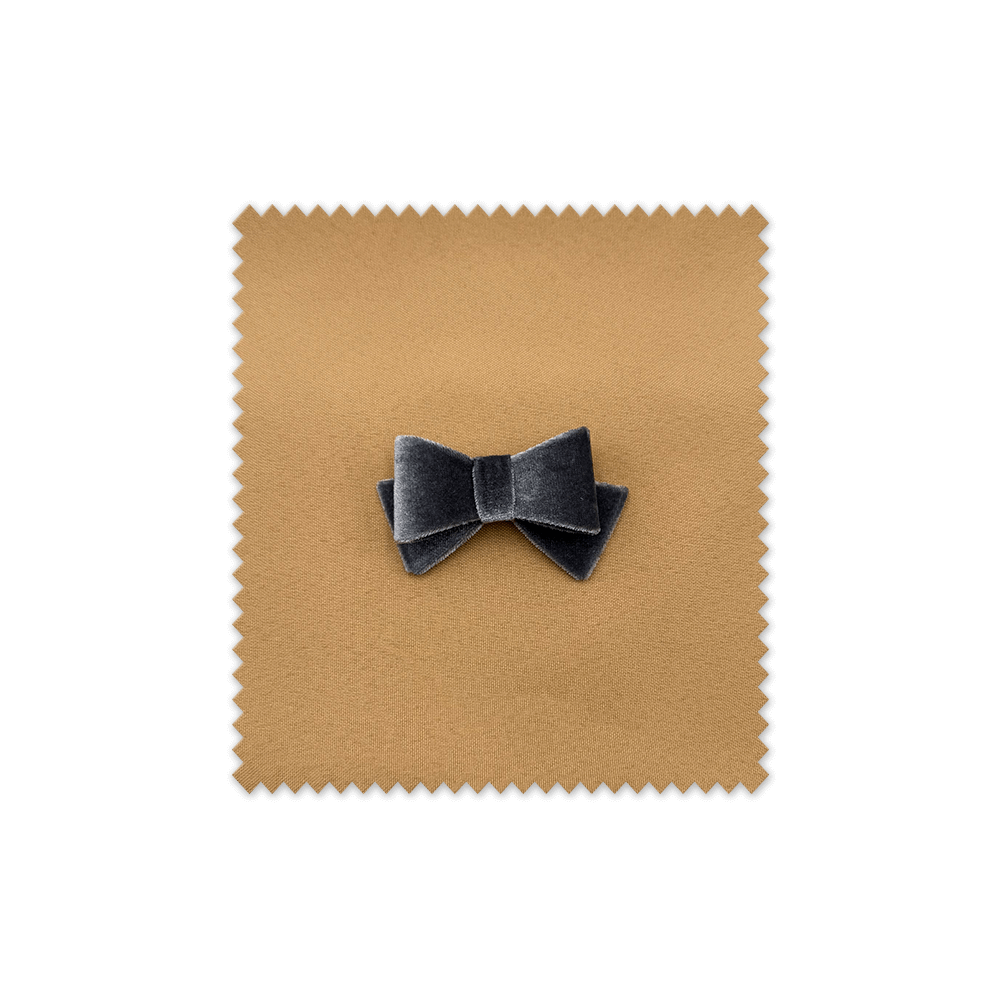 aplique textil gris de terciopelo elegante