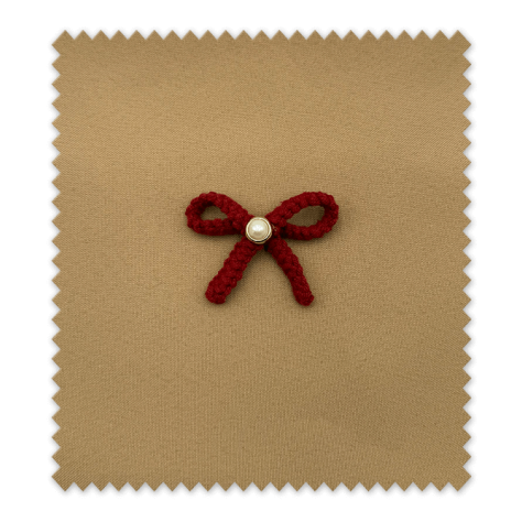 Lazo pequeño de lana roja con perla decorativa para manualidades