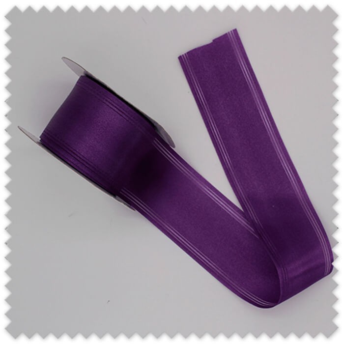 Cinta decorativa raso morado para proyectos creativos