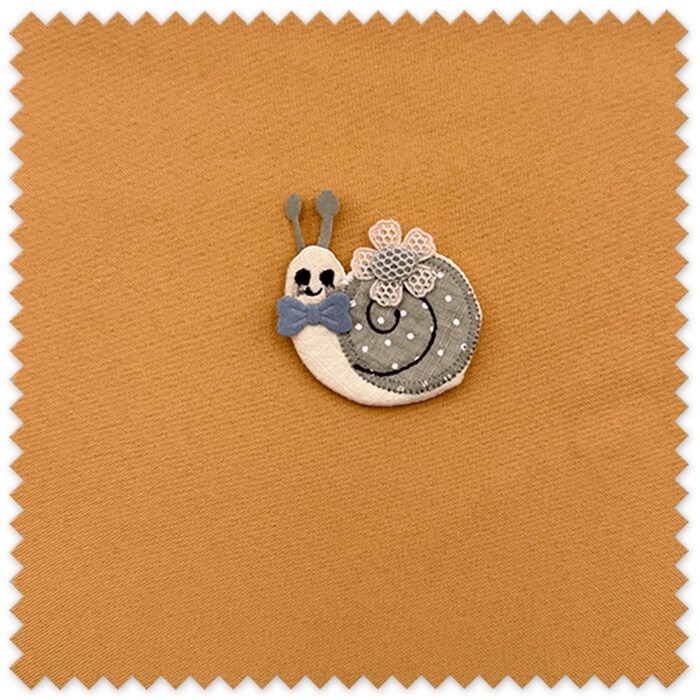 Parche forma caracol, decorar ropa infantil, parches coser, manualidades textiles, parches decorativos