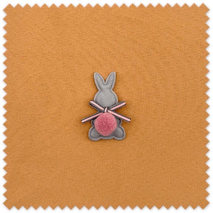 Parche conejito pompón rosa empolvado bordado para ropa infantil