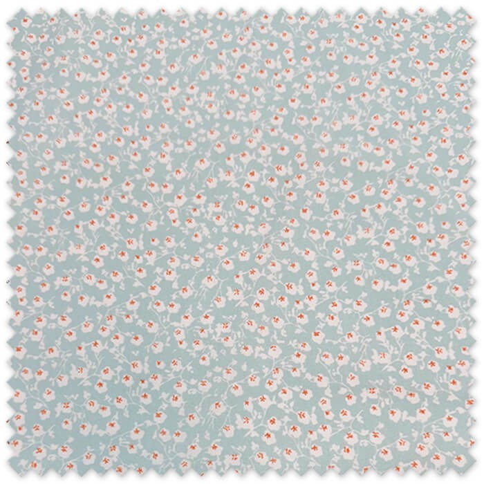 Popelín Flores Blancas Fondo Agua Marina