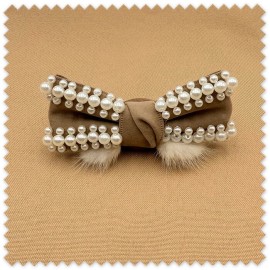 Lazo Decorativo Ante Perlas y Pelo Camel