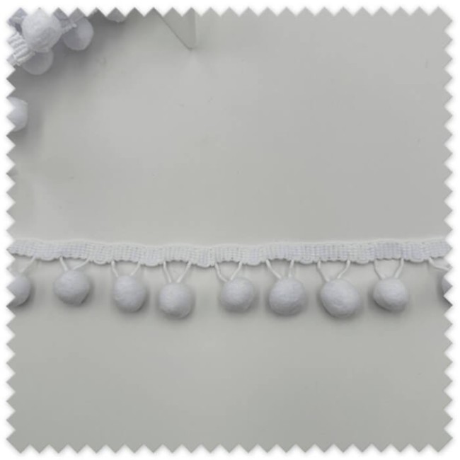 madroños en tira color blanco