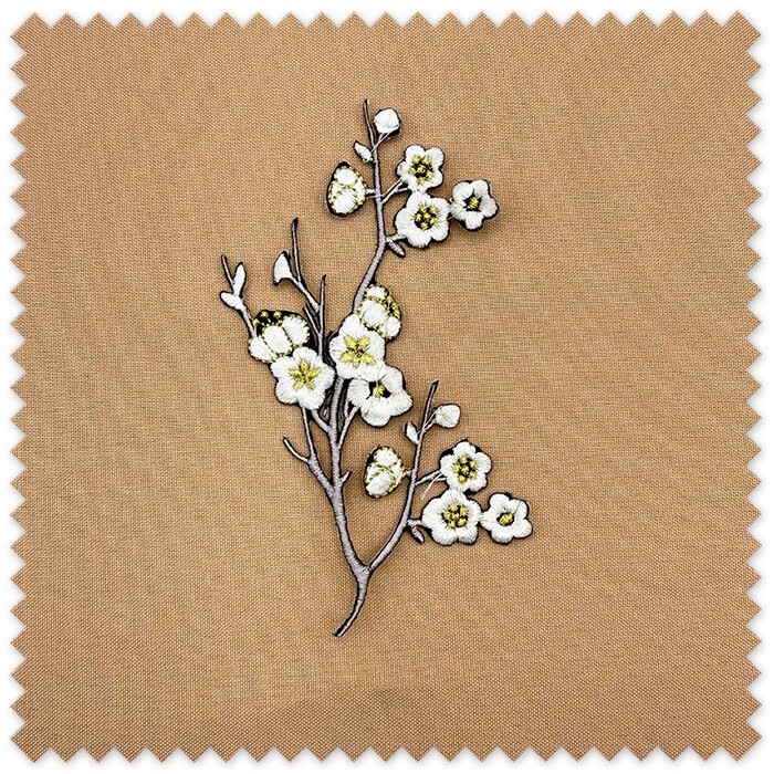 parche bordado floral beige dorado no termoadhesivo
aplicación flores beige con brillo oro costura
