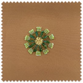 parche circulo verde dorado lentejuelas piedras
aplique elegante ropa brillante