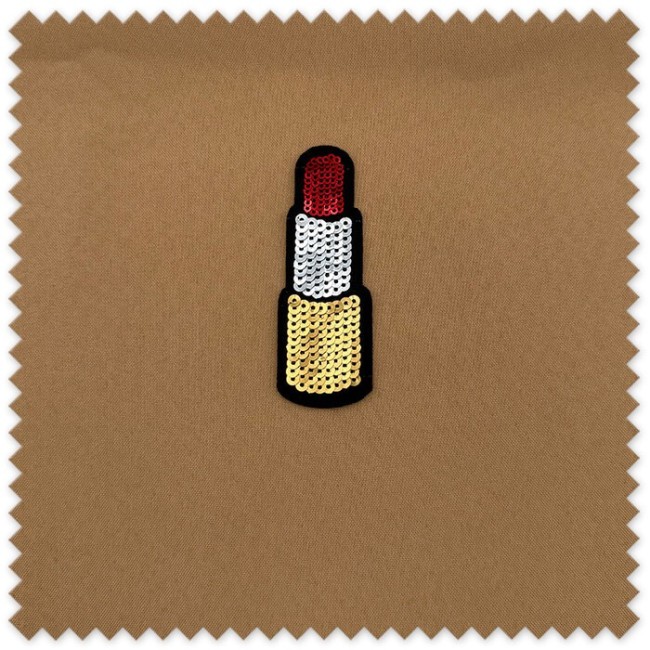 parche pintalabios lentejuelas coser
parche brillante pintalabios ropa
parche lentejuelas maquillaje ropa