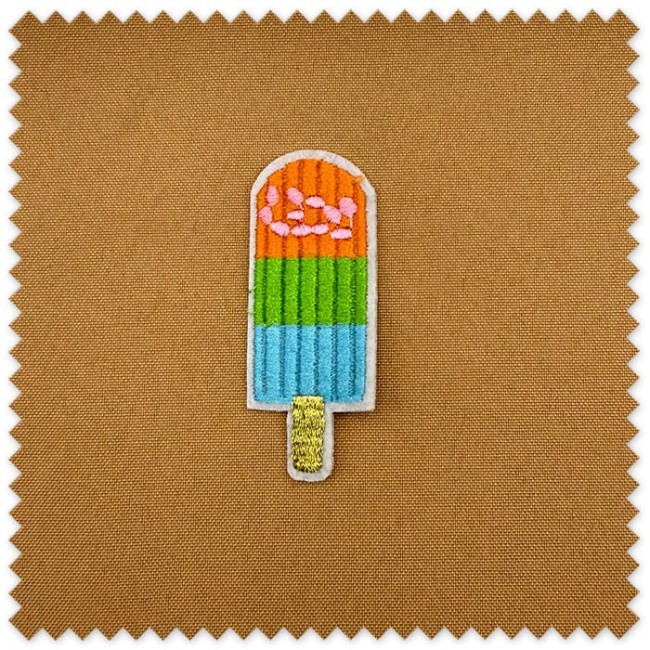 Parche decorativo helado multicolor para ropa