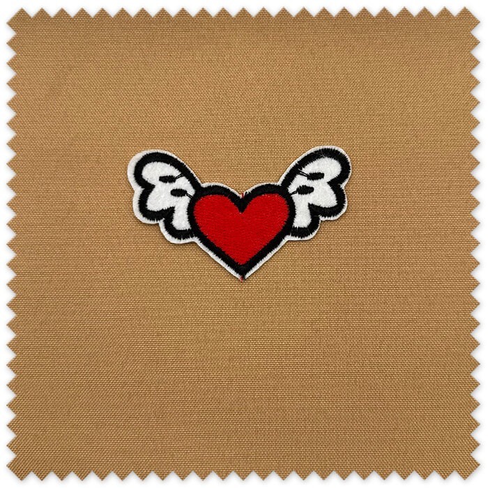 Parche corazón con alas para coser o pegar
Parche decorativo corazón alas para ropa