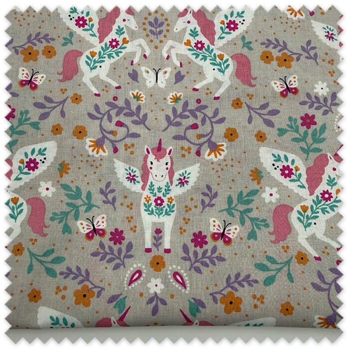 Tela infantil estampada con unicornios y flores
Retal algodón suave para proyectos creativos infantiles