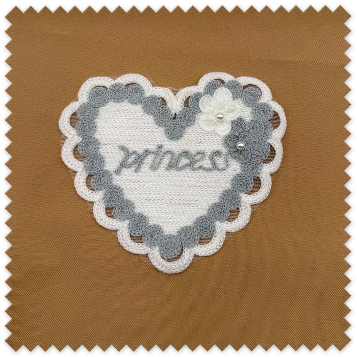 Aplique corazón grande azul para coser en ropa infantil y accesorios