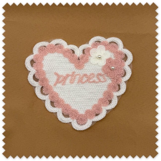 Parche Princess rosa para personalizar prendas
Parche corazón rosa para mochilas y bolsos
