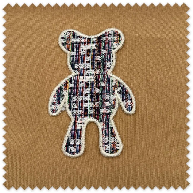 Parche oso tweed Chanel para ropa
Aplique oso tweed elegante