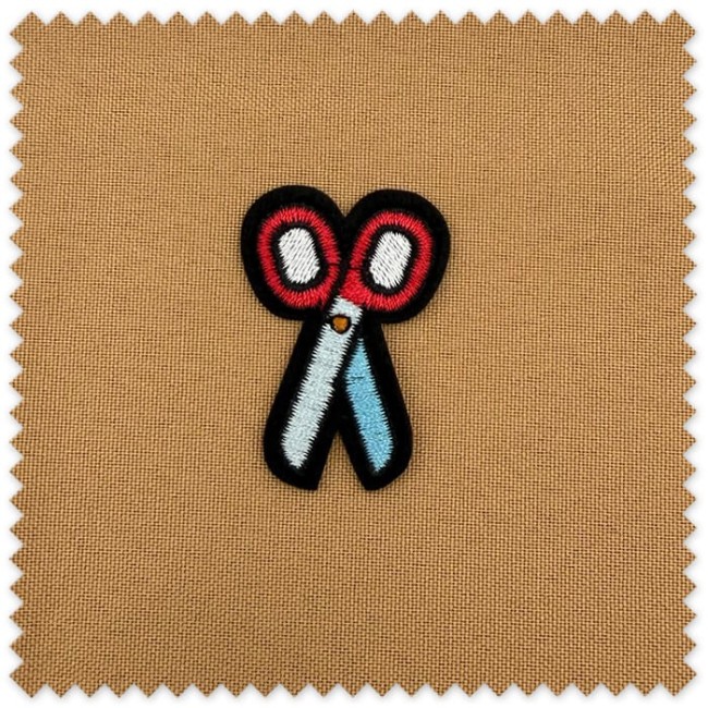 parche tijeras costura
parche textil tela planchar coser