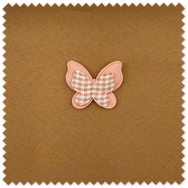Parche bordado mariposa rosa para personalizar prendas