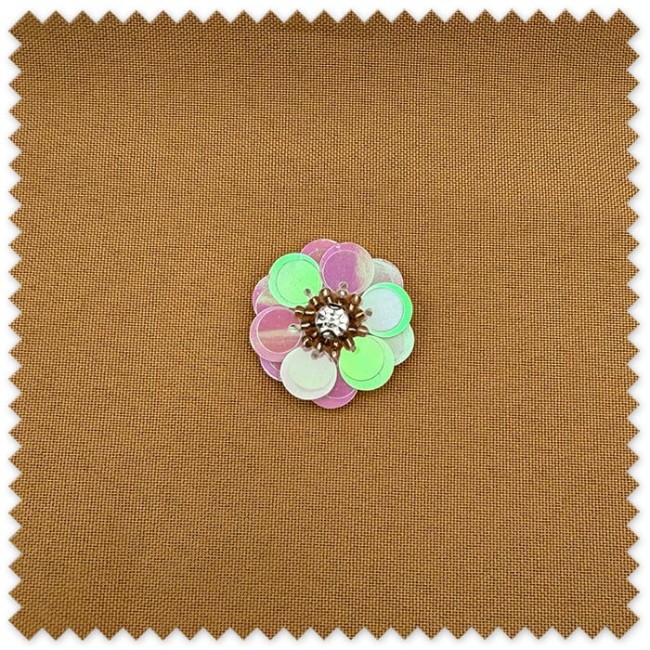 Parche flor tornasol con piedra brillante
Aplique flor decorativa con brillo para coser