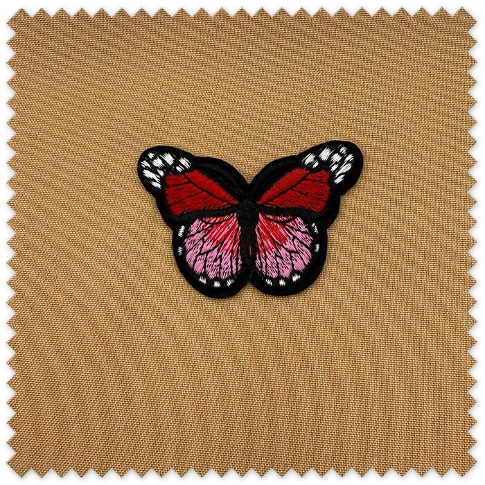 Parche Mariposa Rojo y Rosa bordado para decorar prendas, bolsos y complementos
