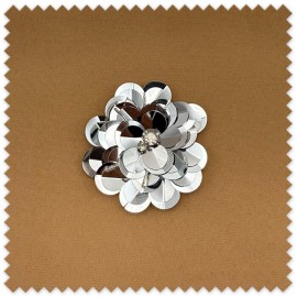 Aplique Flor Grande Plata para Indumentaria y Confección | Venta de telas Online