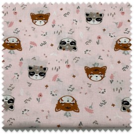 Retal de tela algodón 100% con estampado de gatitos sobre fondo rosa, 0,70 metros.