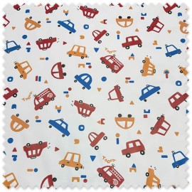 Tela impermeable infantil con estampado de coches