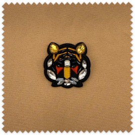 arche Tigre con Piedras de Colores para Ropa