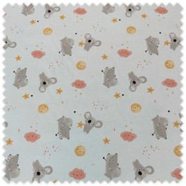 tela infantil de algodón 100% estampada con koalas y nubes rosa