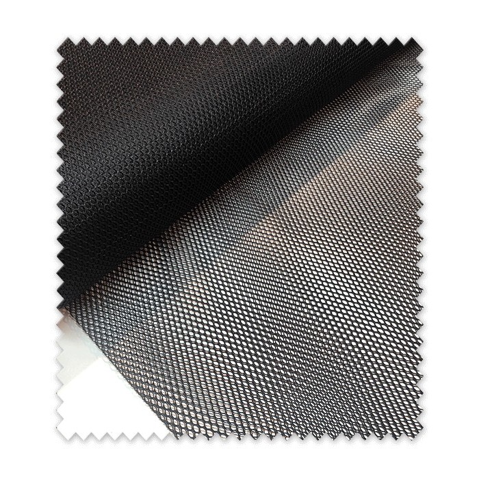 Tela mesh negra con estructura de rejilla transpirable