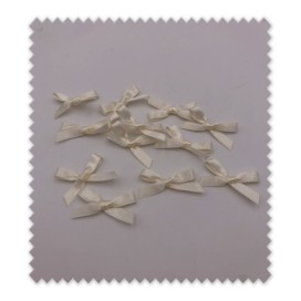 Pack 10 lazos cinta de raso color crudo para regalos, manualidades y decoración