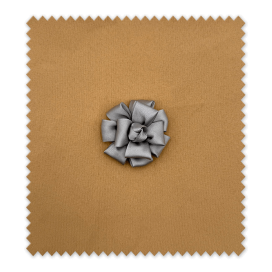 Rosa de Tela Satinada Gris